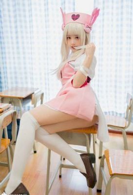 欧美泳衣美女_HD神马影院手机在线